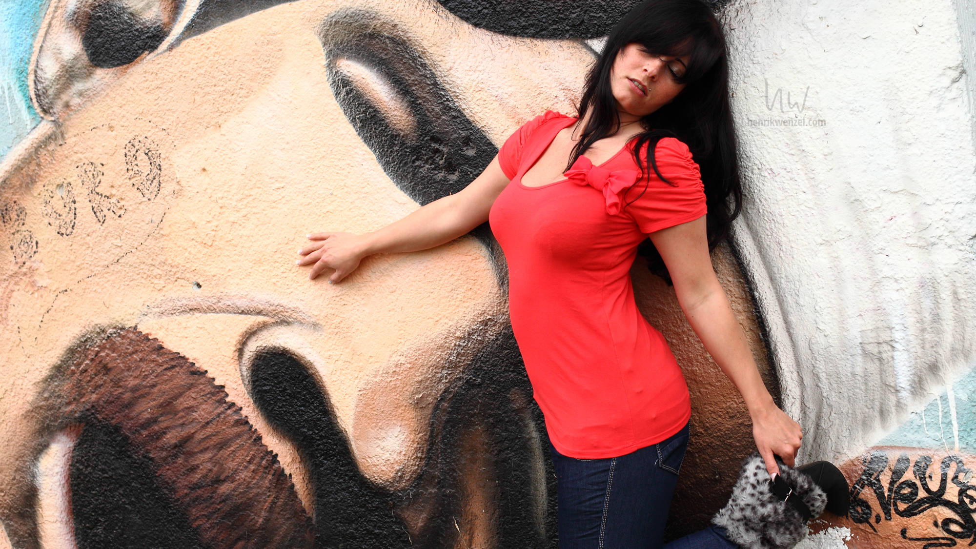 Portrait &mdash; Mona R.